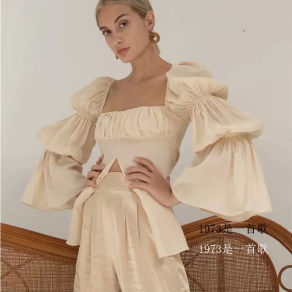 Puff sleeve blouse top shirt cream beige apricot ruffle ruched top - Picture 1 of 15
